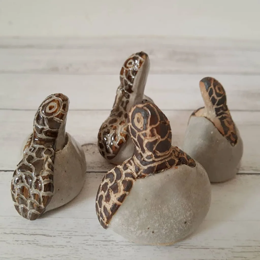 Shiho sea turtle hatchling figurines