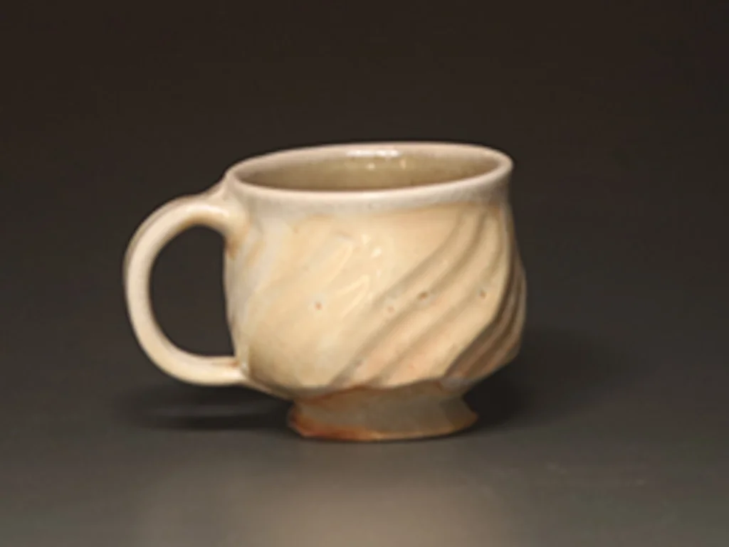 Handled tea cup